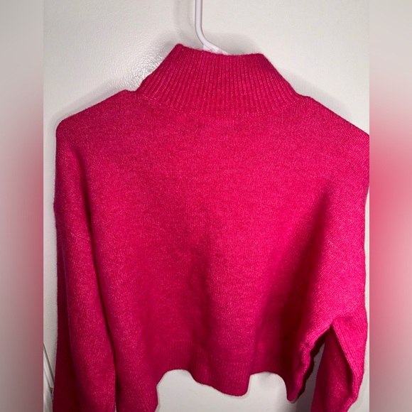 Calvin Klein - Picture 2 of 3